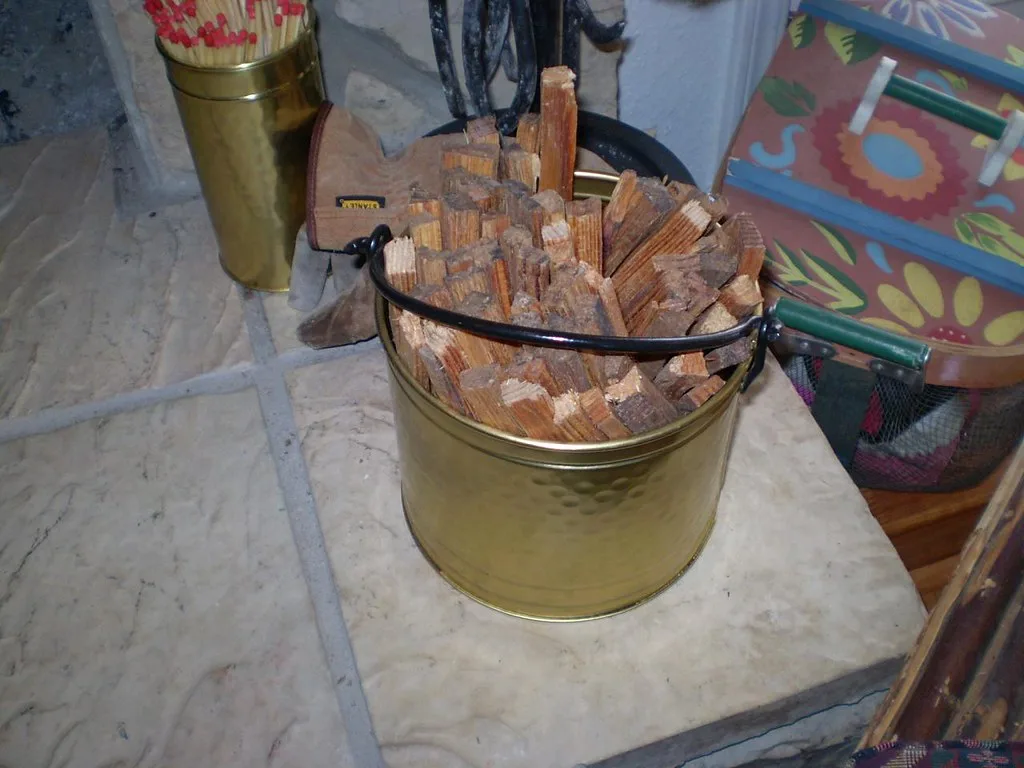 How to Light a Fire Without Firelighters: 6 Tinders